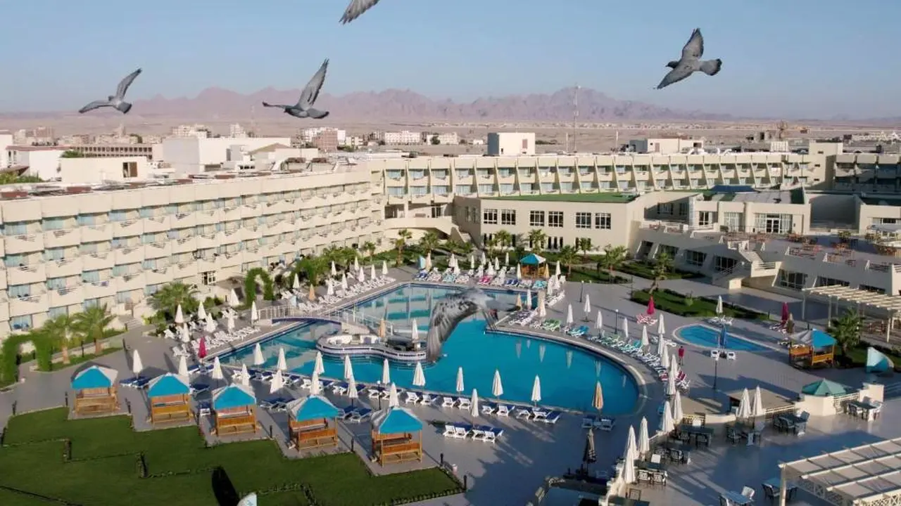 Seven Seas Jolie Bay